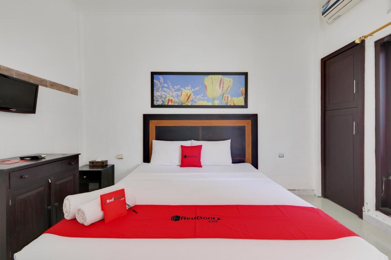 Reddoorz Near Stadion Kompyang Sujana Bali Denpasar  Exterior photo